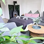 Fuchsbau Mit Kamin & Terrasse & Garten Appartement