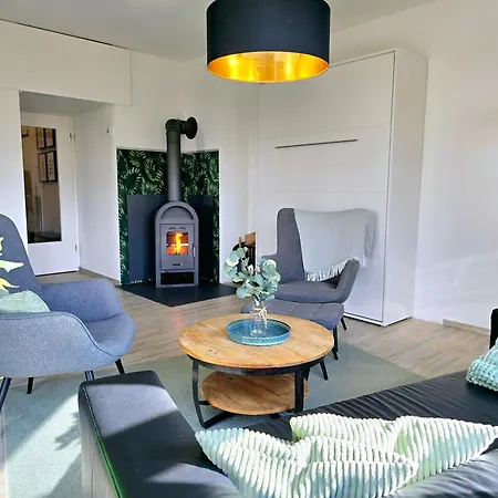 Fuchsbau Mit Kamin & Terrasse & Garten وينتربرغ